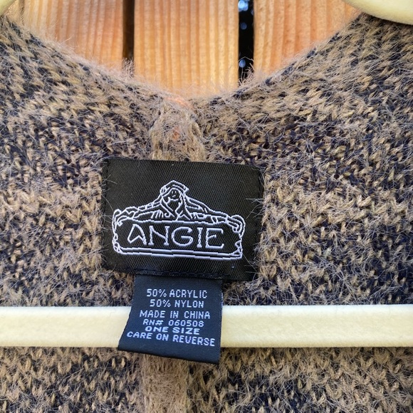 Funky soft cardigan sweater - Picture 2 of 3